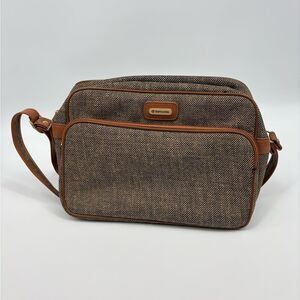 Samsonite Shoulder Bag Briefcase Laptop Travel Tan Zip Closure Footed Carry On